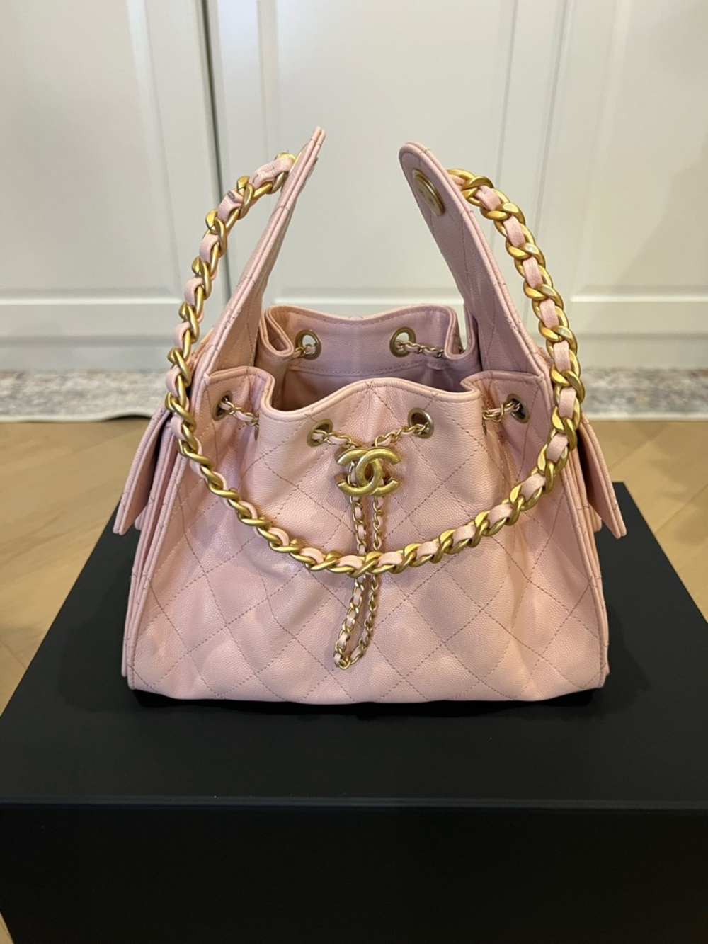 Chanel 25 Small Light Pink, Quilted Caviar with Gold Hardware - Picture 3 of 12